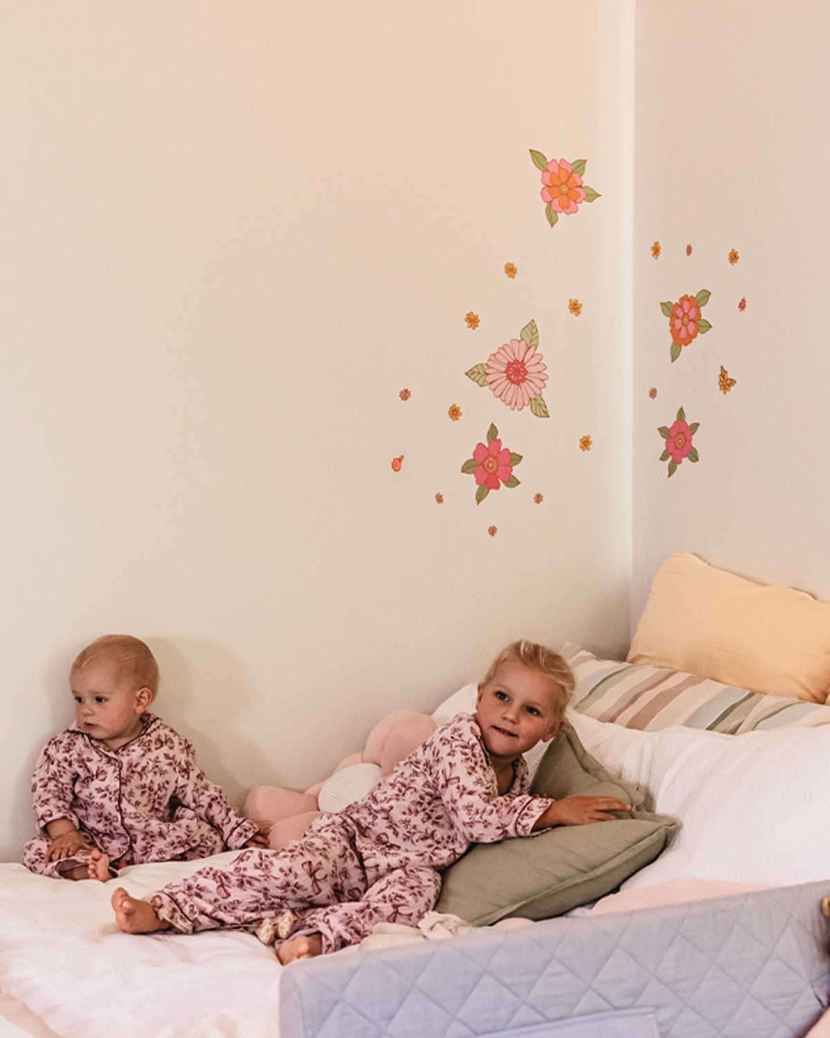 Wall Pops - Fluttering Florals